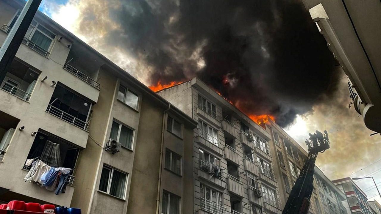 İstanbul'da 5 katlı binada korkutan yangın