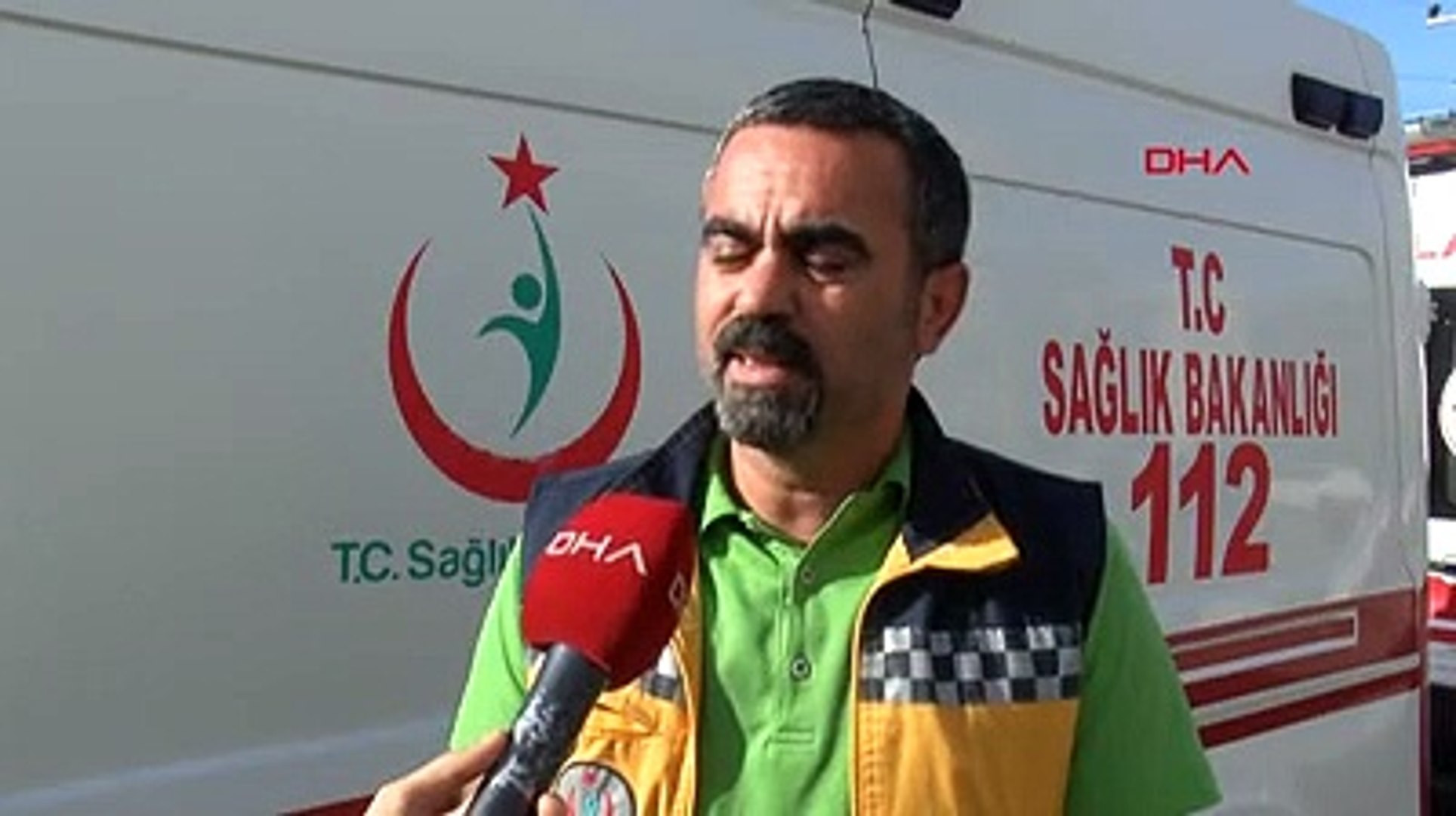 Sıkışık trafikte gözü kapalı süren ambulans şoförlerinin eğitimi işte böyle veriliyor