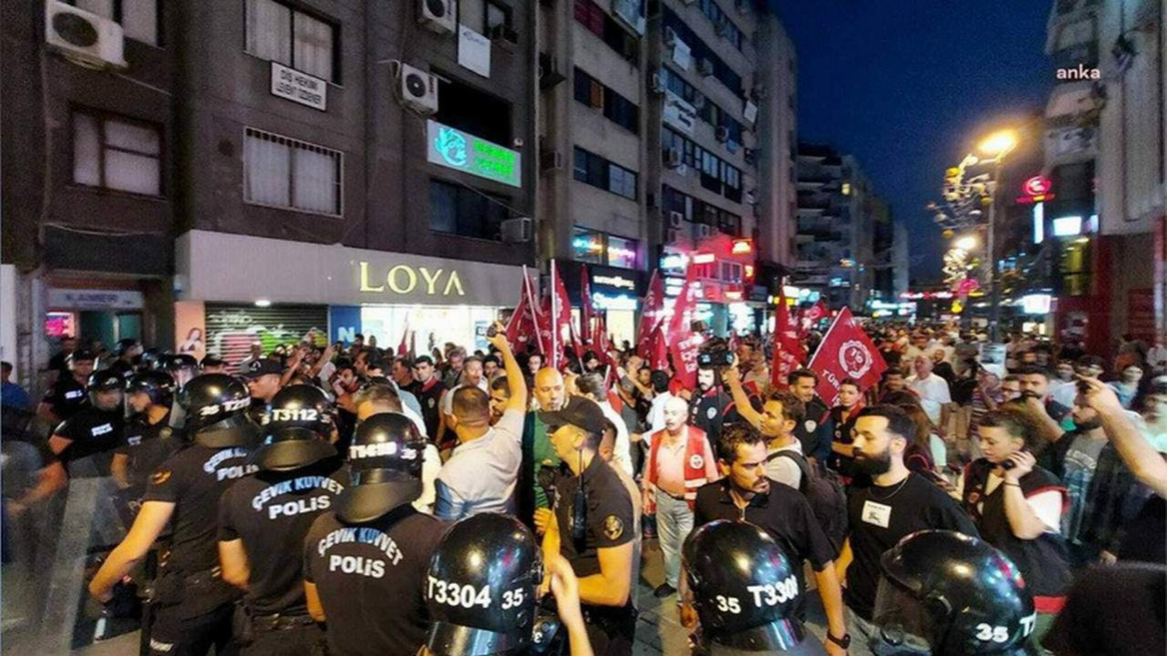İzmir'de Gezi Parkı davası protestosuna polis müdahalesi