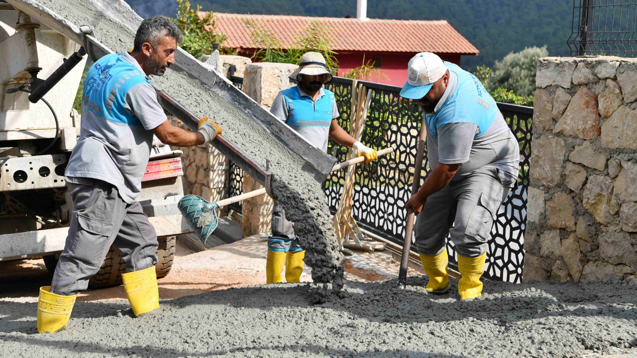 Konyaaltı Hisarçandır’da sokaklar güzelleşiyor