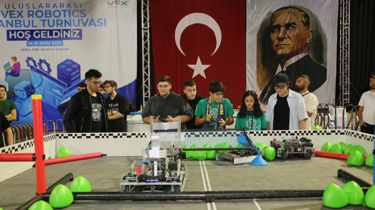 Küçükçekmece, dünyanın en büyük robotics turnunvasına ev sahipliği yaptı