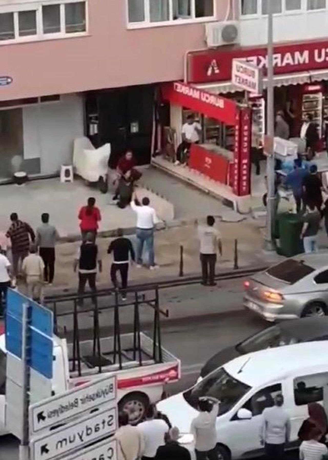 Kadına şiddete meydan dayağı! Kadına şiddete meydan dayağı!