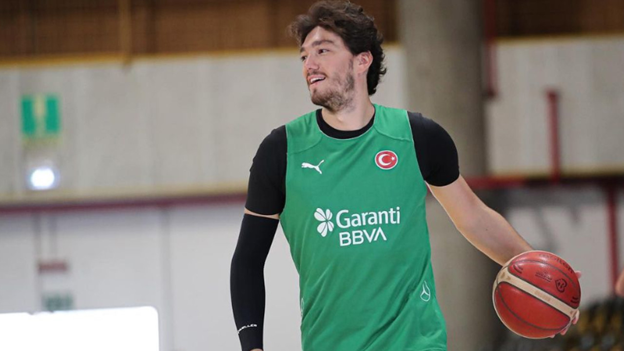 Cedi Osman, Hidayet Türkoğlu'nu yalanladı: ''Ben milli formayı reddetmedim''