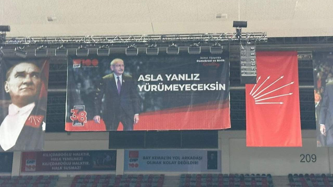 Kılıçdaroğlu destekçilerinden hatalı pankart