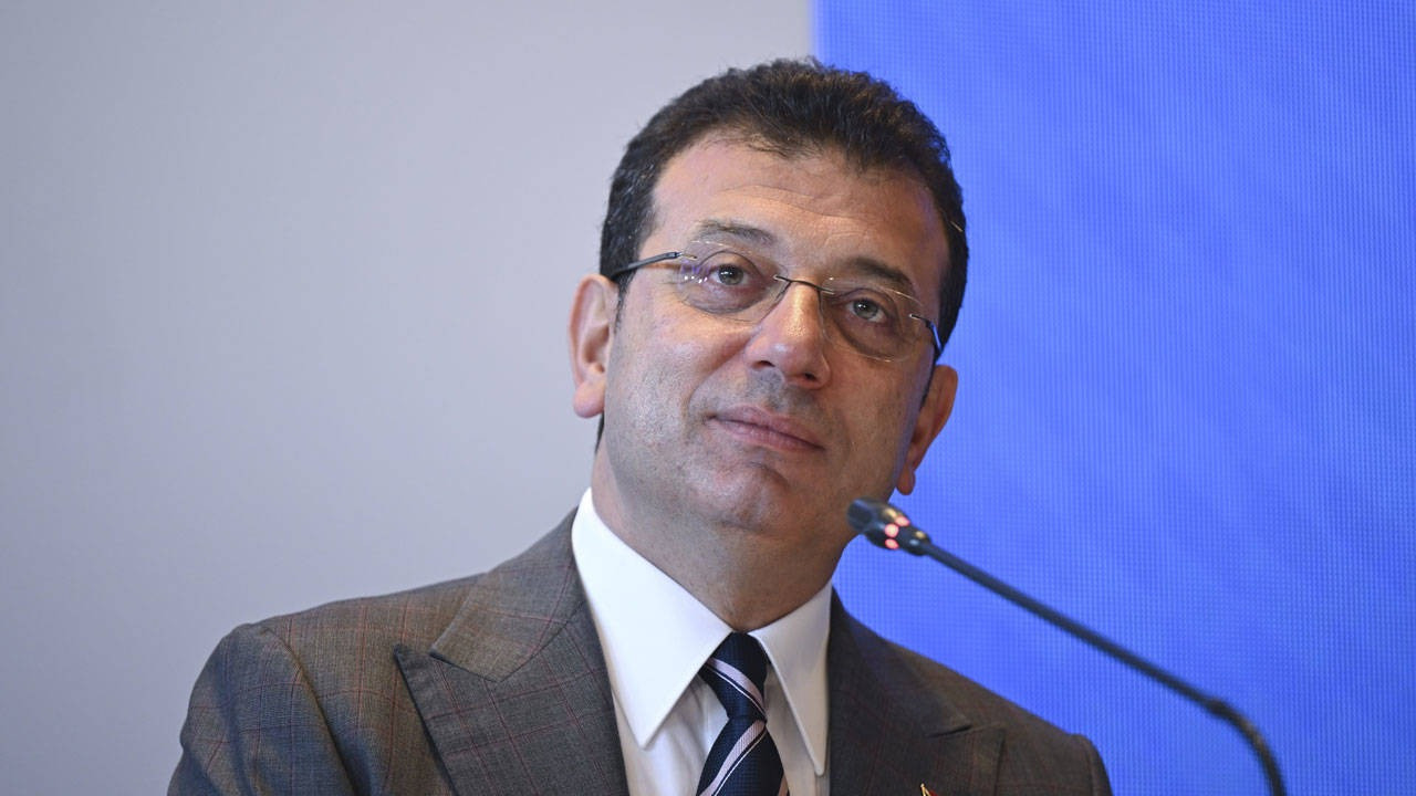 İmamoğlu'ndan depreme dayanıksız binası olan vatandaşlara çağrı