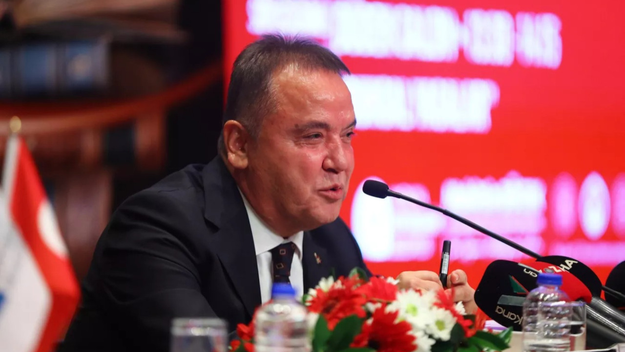 Muhittin Böcek'ten adaylık açıklaması