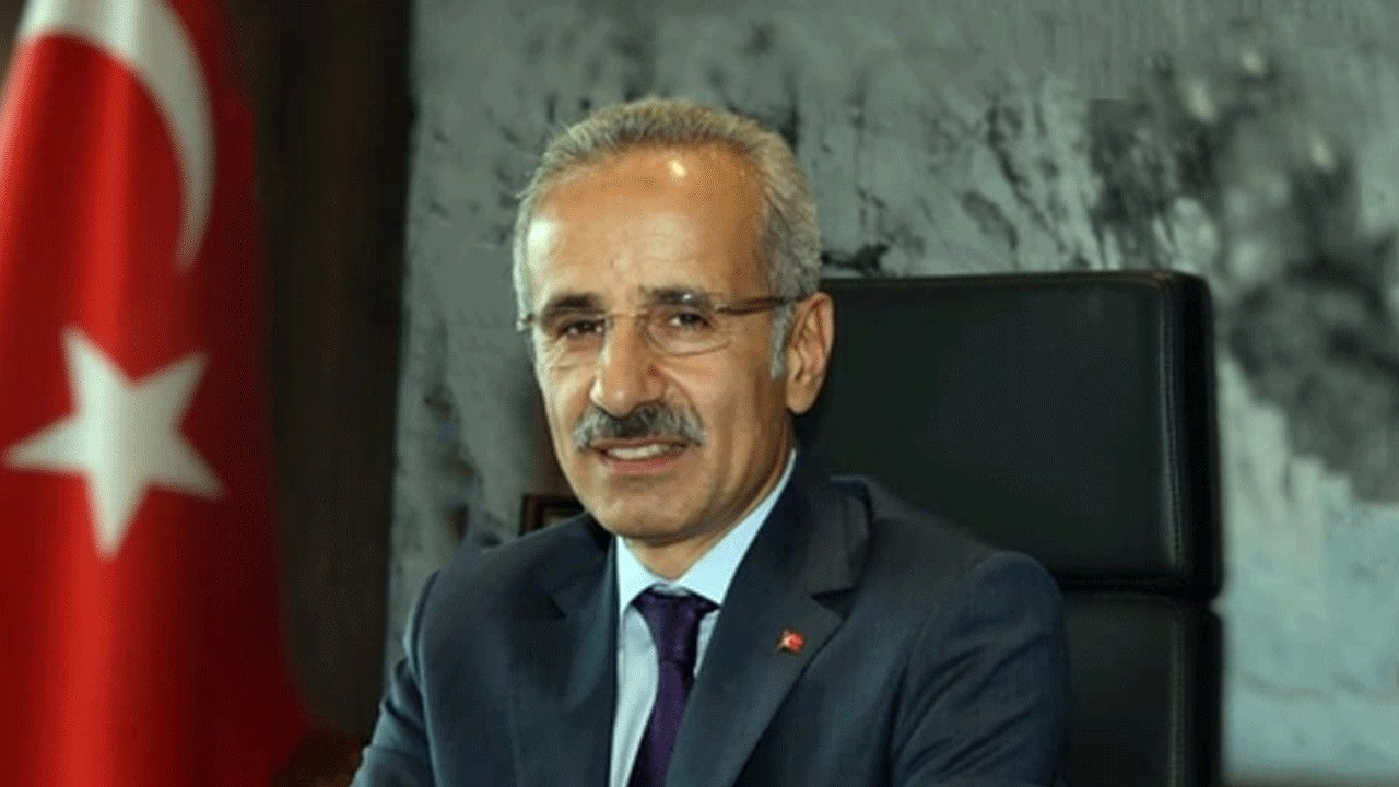 Bakan'dan geçiş garantili otoyollar için tepki çeken açıklama