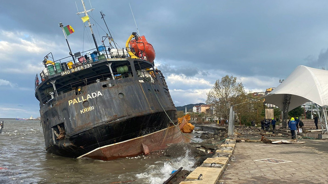 Zonguldak'ta karaya oturan gemiden kurtarılmıştı: Kalp krizinden hayatını kaybetti