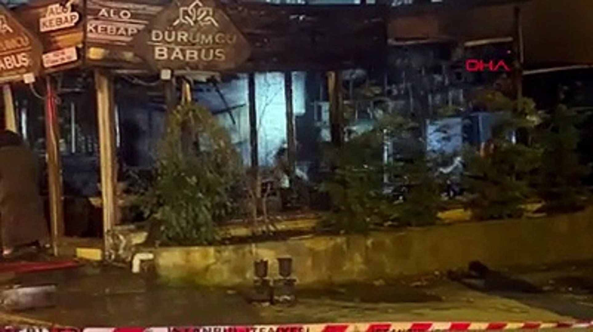 İstanbul'da bir restoran alev alev yandı