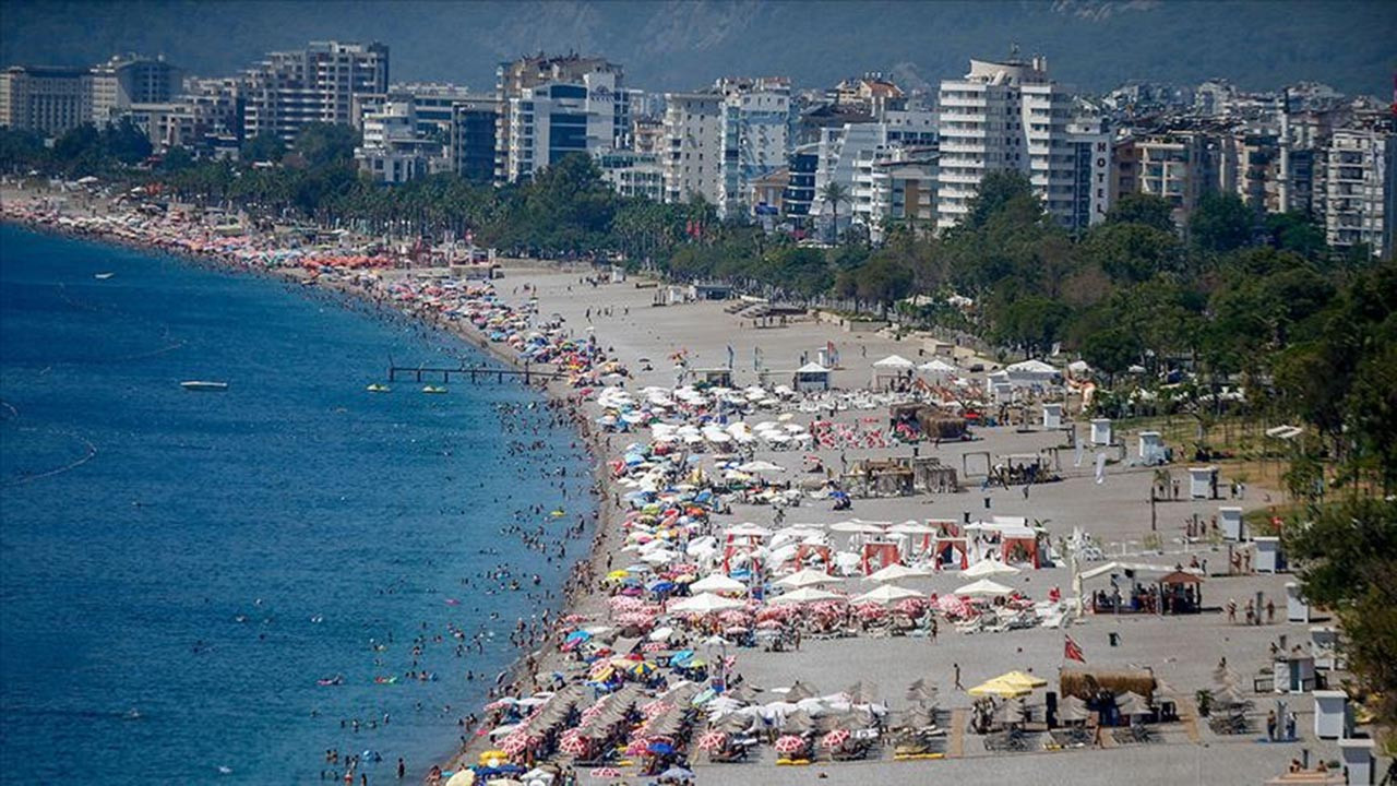 Turizmin başkenti Antalya'da tarihi rekor