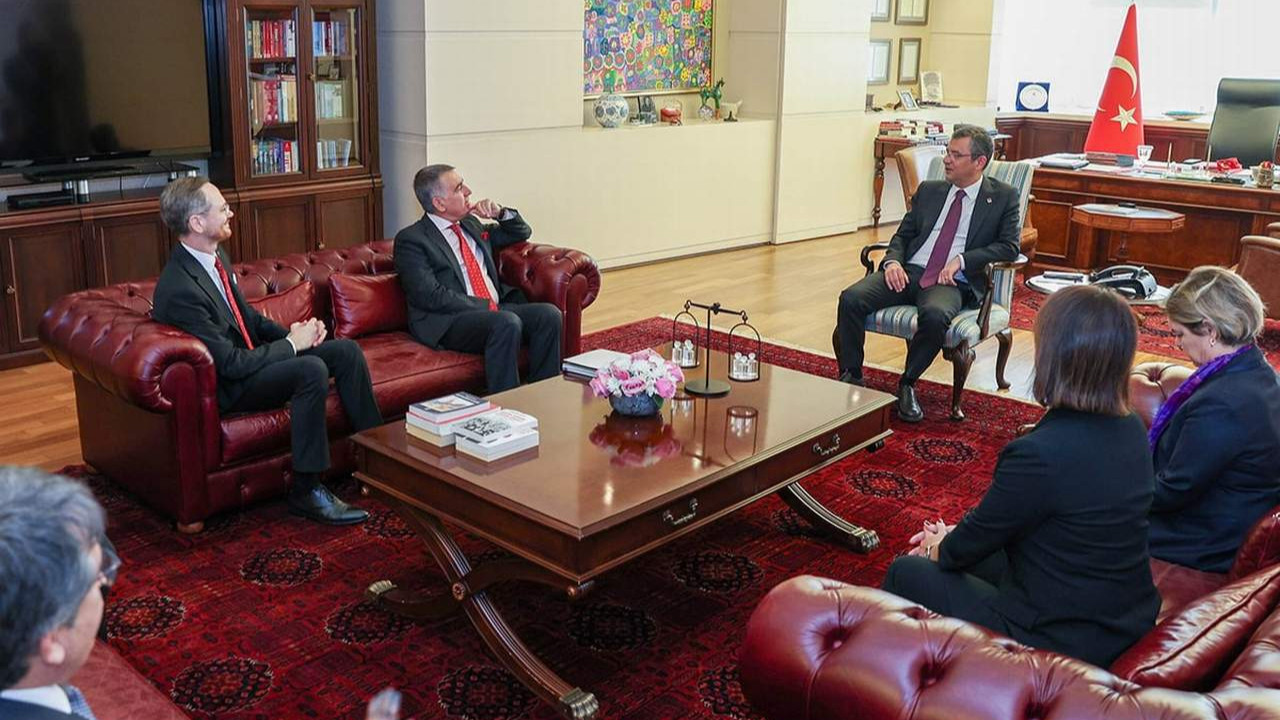 CHP lideri Özel, TÜSİAD Başkanı ile görüştü