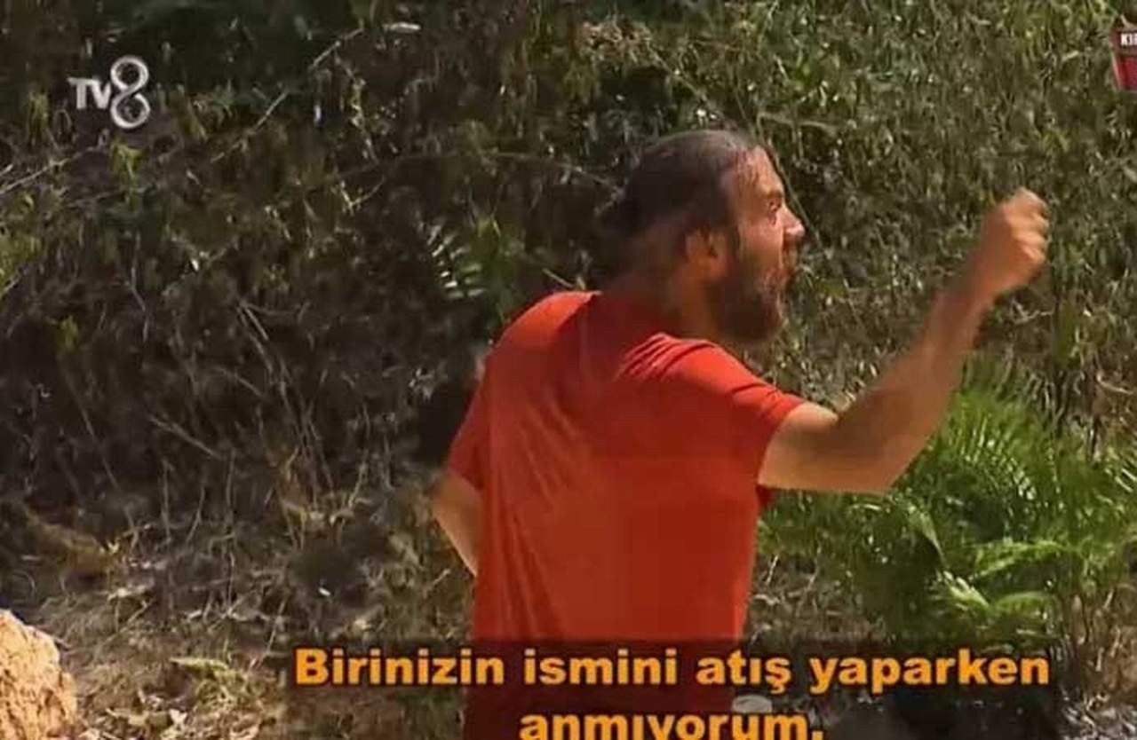 Bu sezon yarışma heyecanından çok yaşanan kavga, tartışma ve skandallarla gündeme gelen Survivor All Star'da dün akşam yine ortalık bir anda karıştı. Sercan Yıldırım'ın "adam olacaksınız adam" sözleri geceye damgasını vurdu.