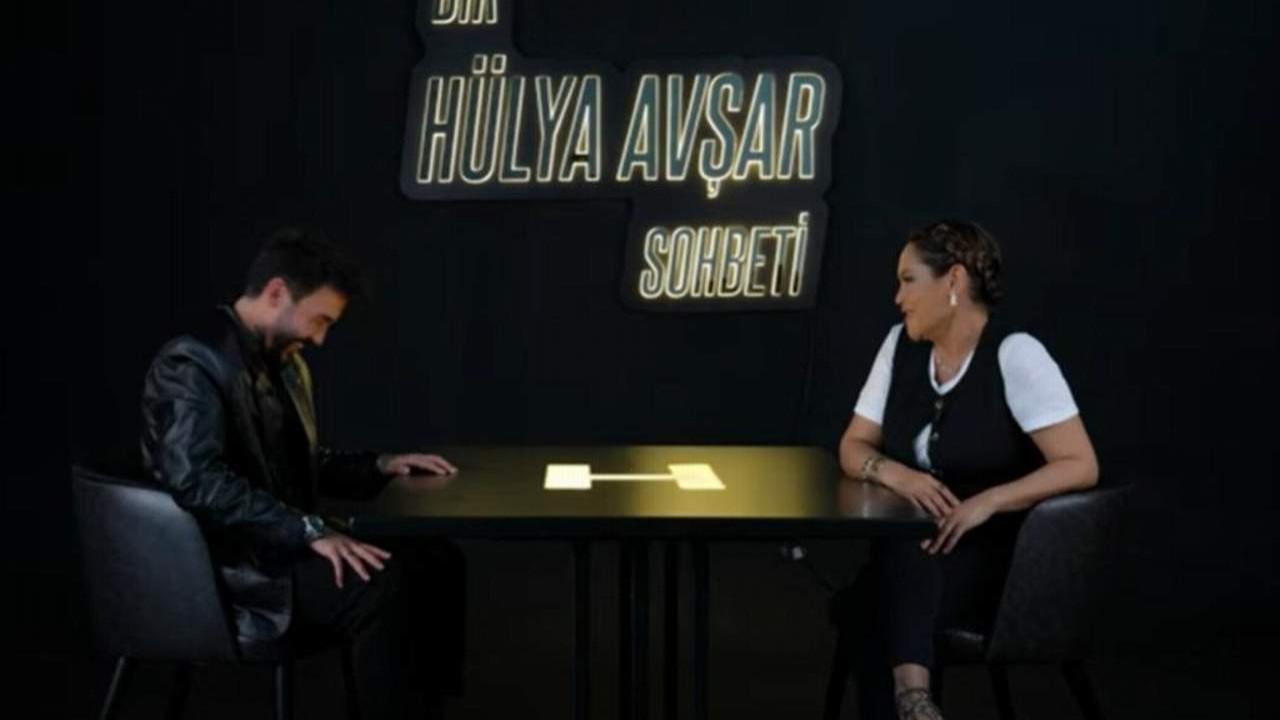 Cinsiyet değiştirme operasyonunu Hülya Avşar'a anlattı