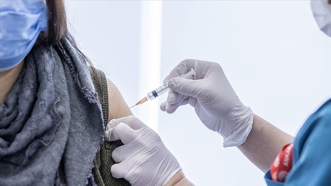 20 milyon kişi incelendi! Covid-19 aşıları kalbe zarar veriyor mu?
