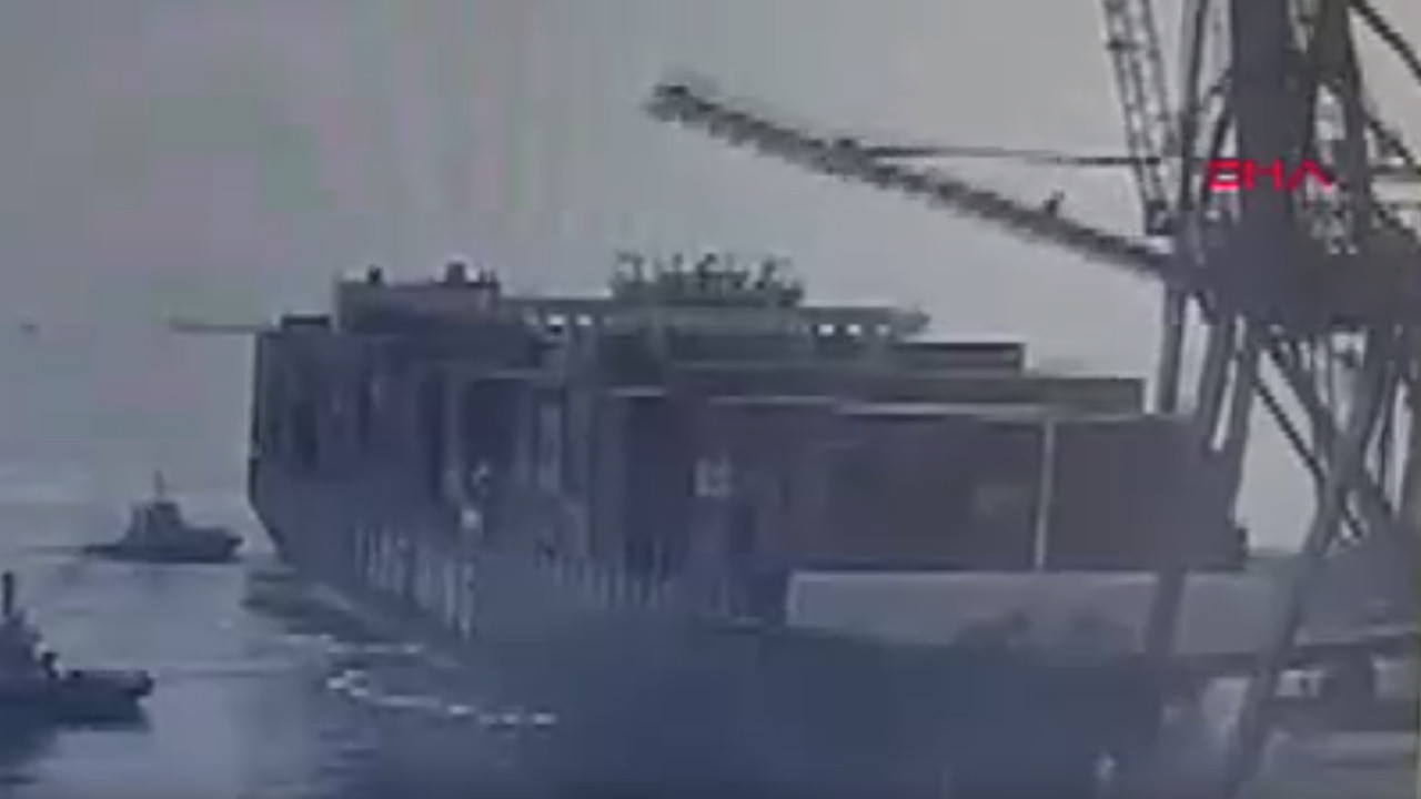 Limanda feci kaza! Konteyner gemisi ortalığı savaş alanına çevirdi