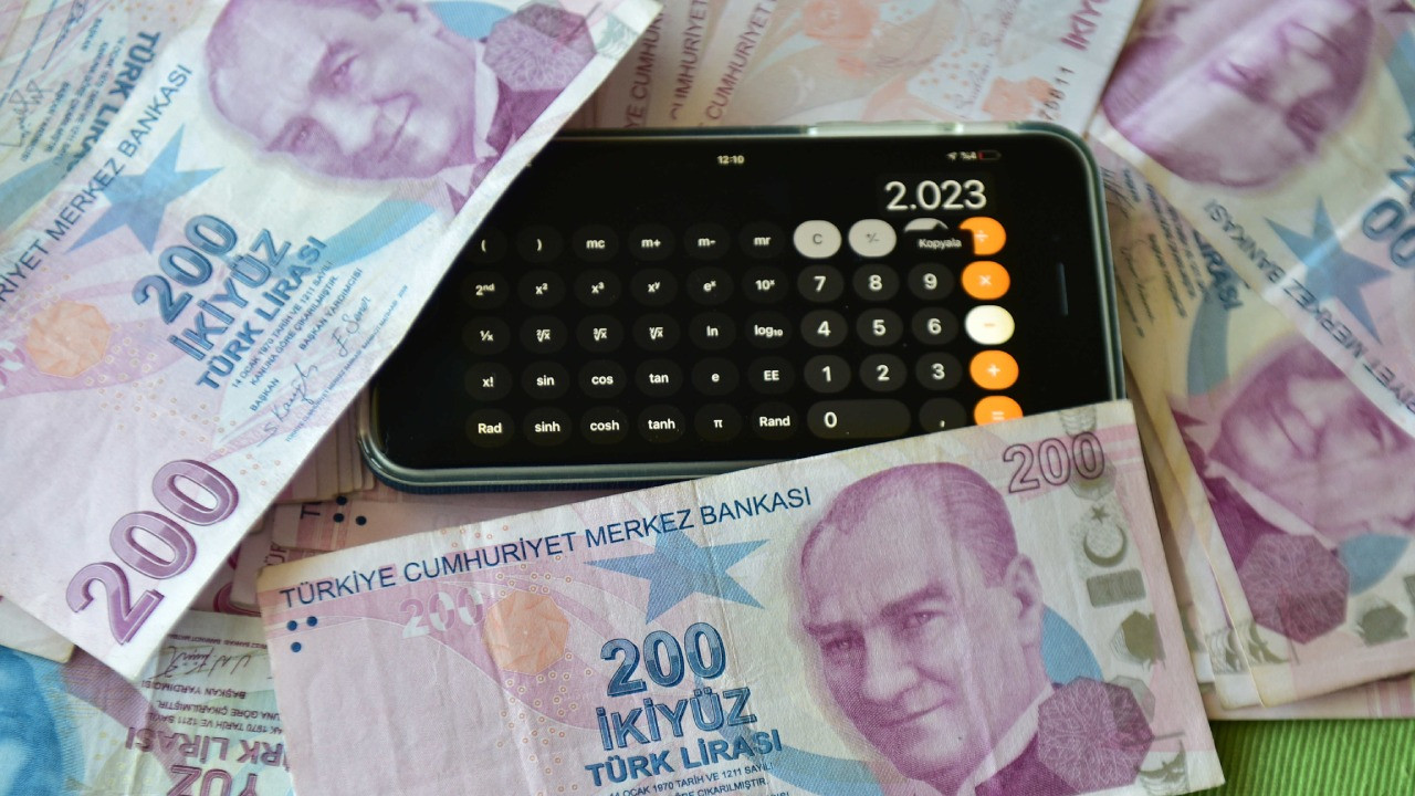 Konut kredisi çekeceklere kötü haber: 2 milyon TL'nin geri ödemesi dudak uçuklattı