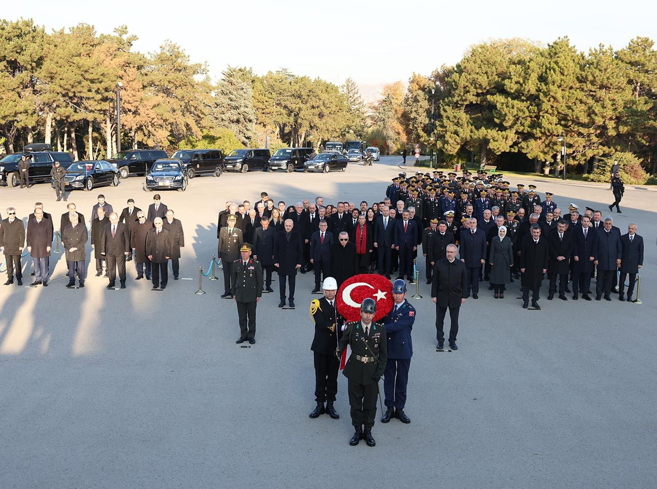 10 Kasım'da Anıtkabir doldu taştı