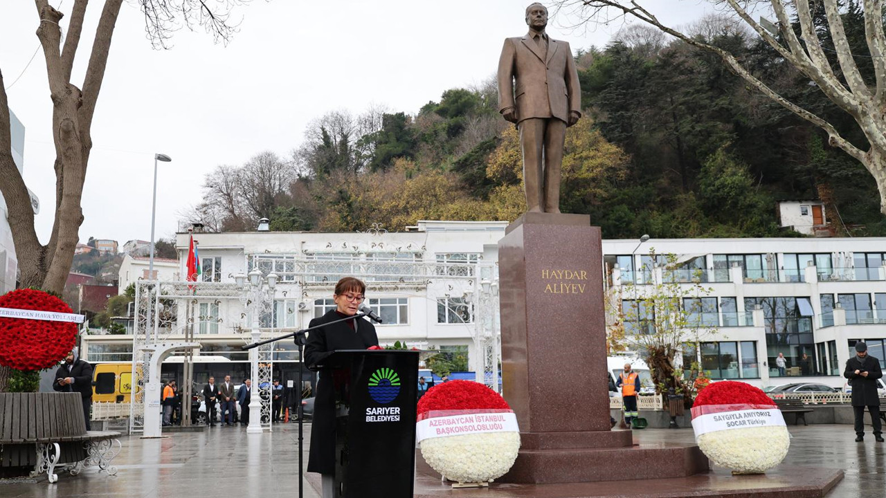 Azerbaycan’ın Cumhurbaşkanı ve ulusal lideri Haydar Aliyev, vefatının 21. yıl dönümünde Kireçburnu’nda adının yaşatıldığı parkta anıldı. 