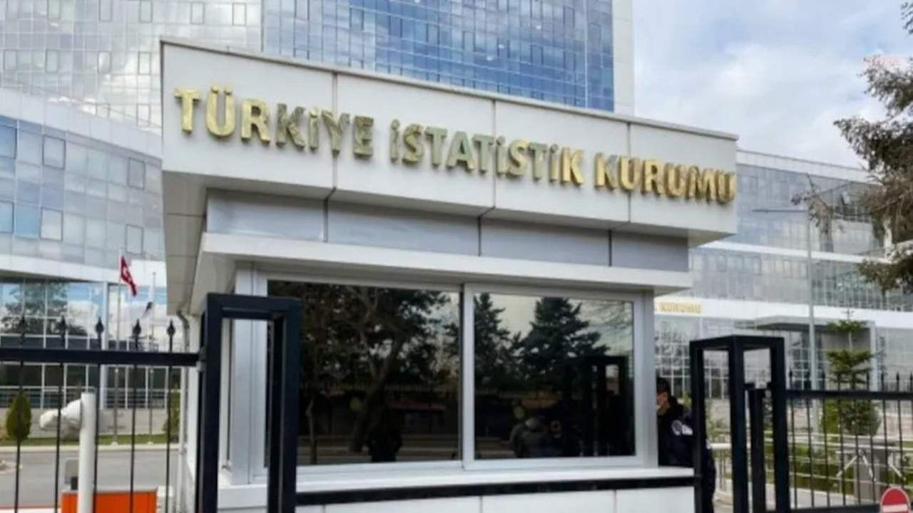 İşte kuruşu kuruşuna 2025 yılı zamlı memur ve emekli maaşları