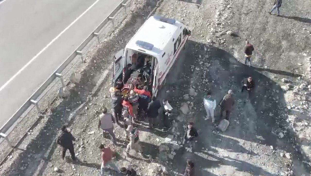 Kayıp olarak aranan kız çocuğu dron ile bulundu