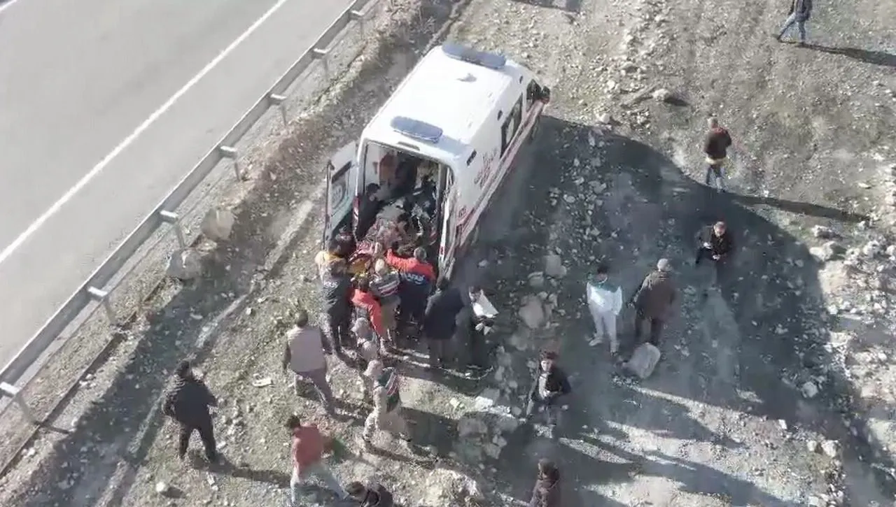 Kayıp olarak aranan kız çocuğu dron ile bulundu