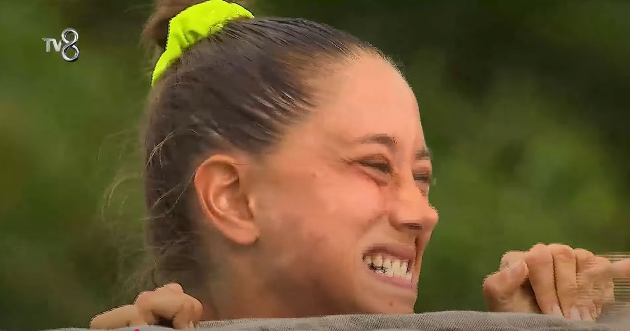 Survivor'da Tuğba ve Elif yarışırken yürekler ağızlara geldi!
