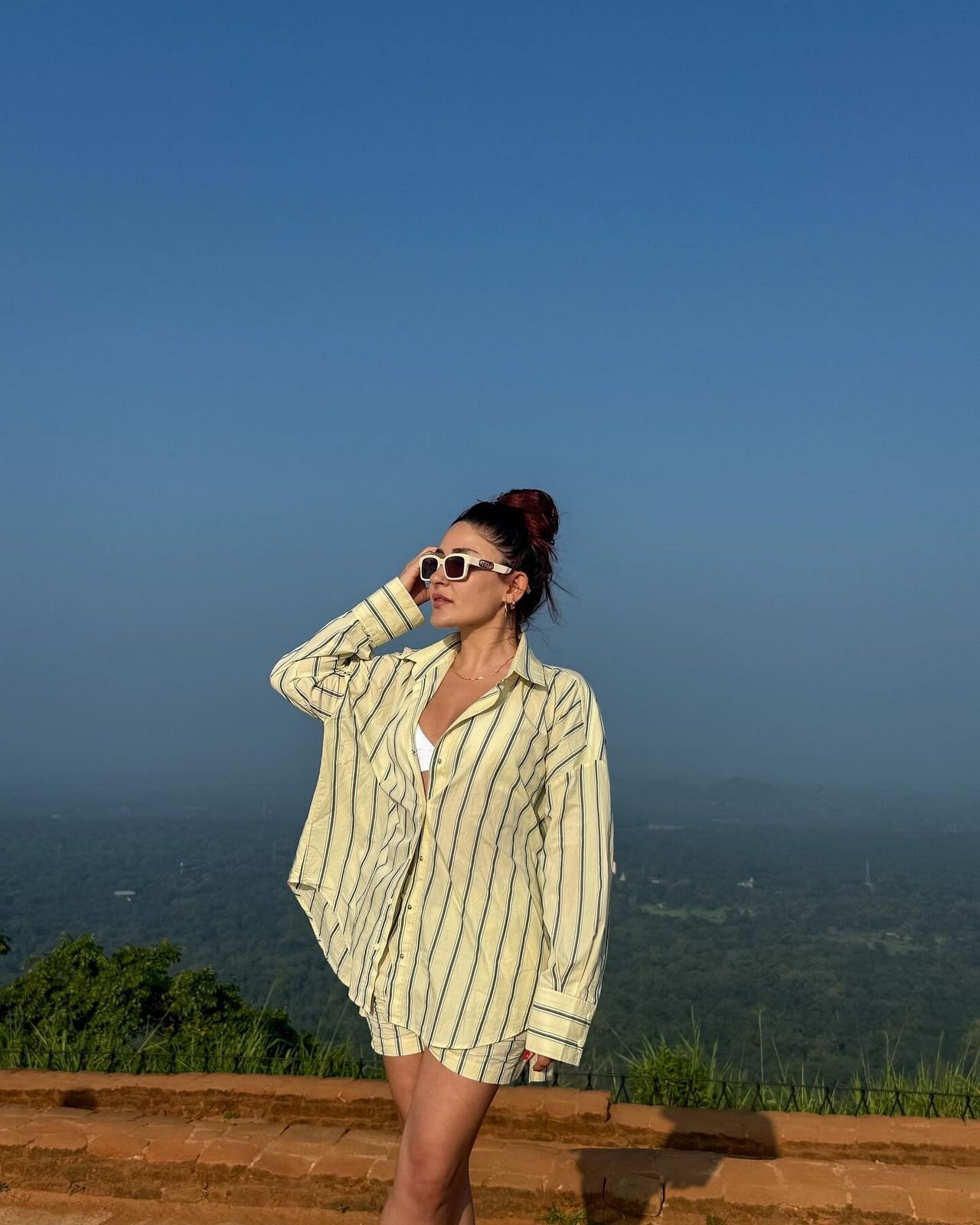 Bali'den makyajsız halini paylaşan Melek Mosso'nun eleştiri bombardımanına tepkisi çok sert oldu