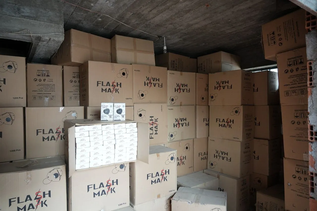 Asrın felaketinin vurduğu deprem bölgesine gönderilecekti, 2 yıldır Kocaeli'nde çürüyorlar