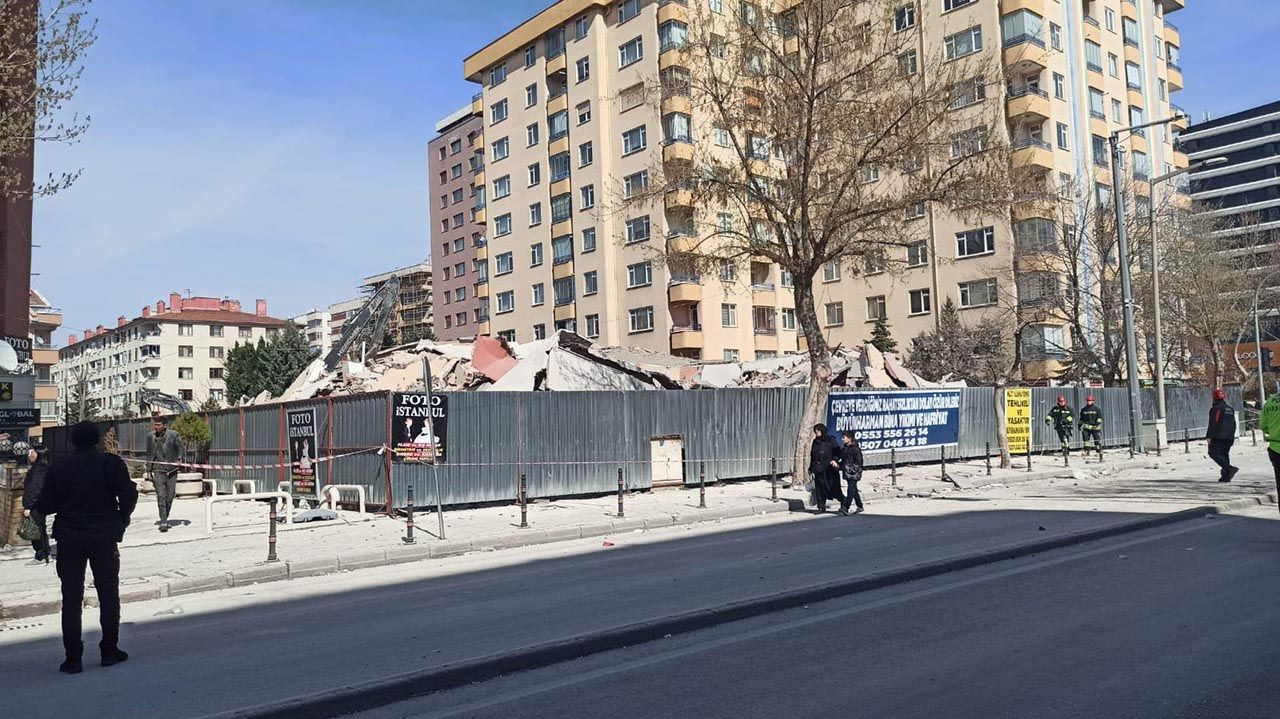 Konya'da 6 katlı bina çöktü