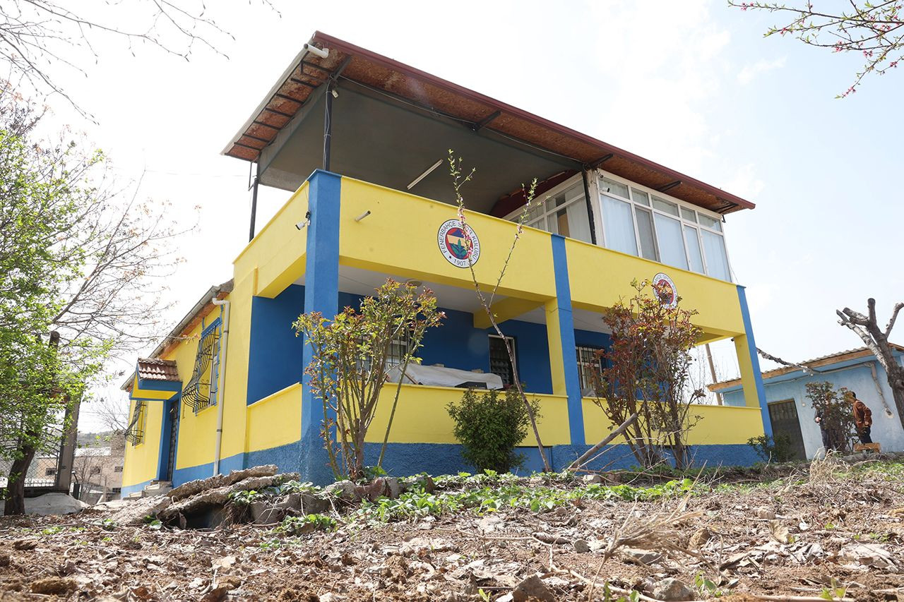 Mehmet dedenin yıllardır şampiyon olamayan Fenerbahçe'yi utandıracak evi...