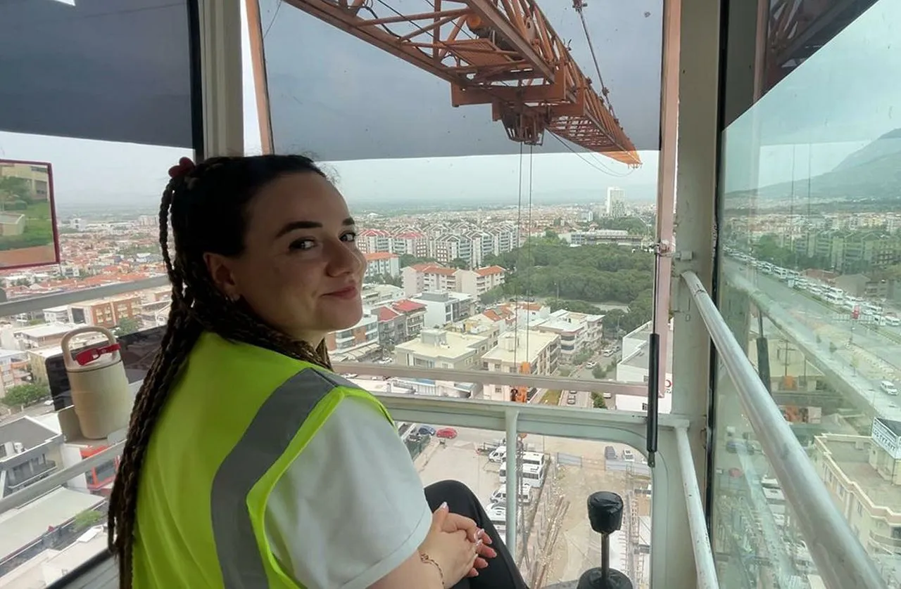 Merakla başlamıştı... O şimdi 34 yaşında en tehlikeli zirvede işinin başında