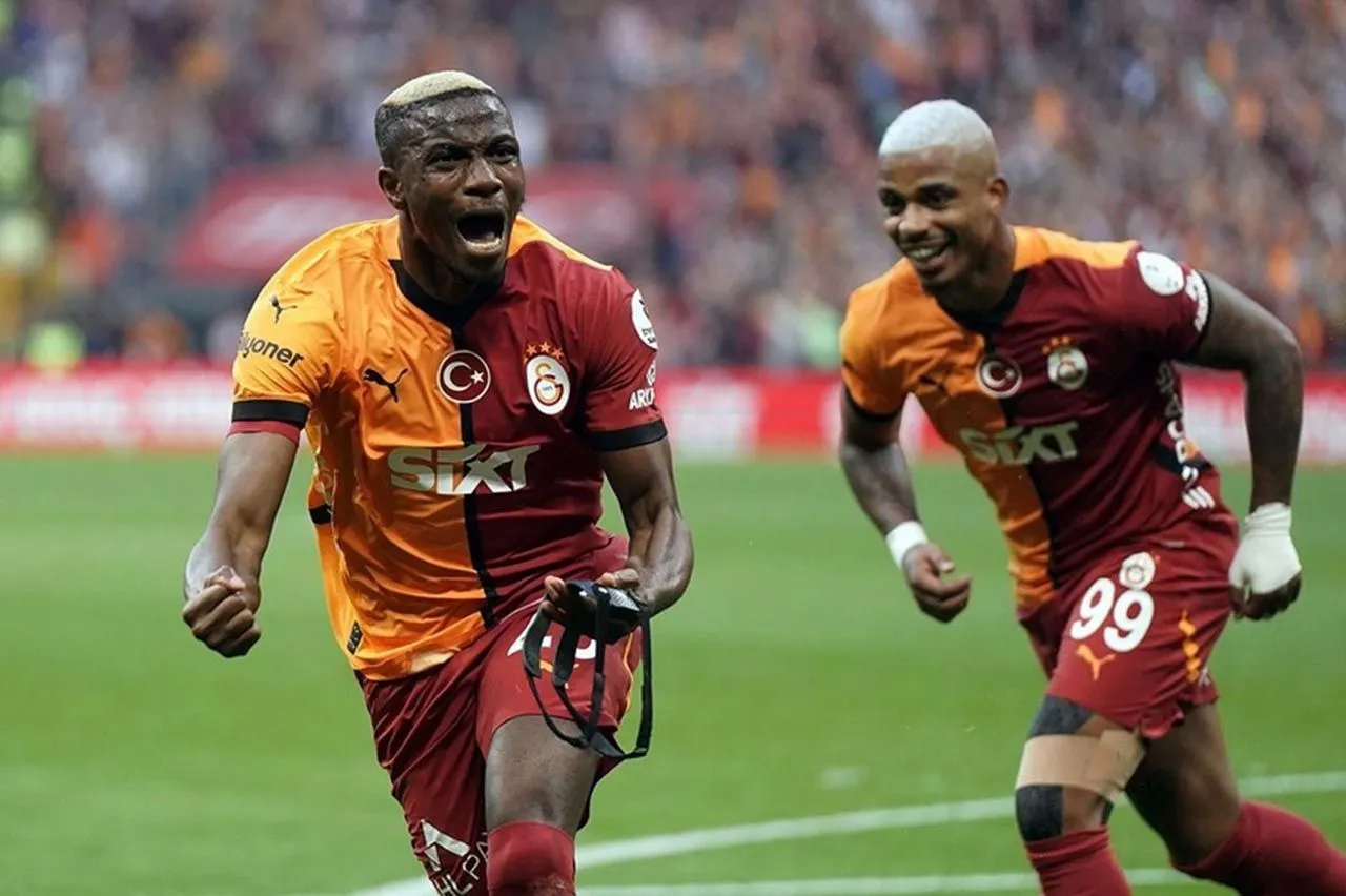 Dünya devlerini peşine takan Osimhen bir teklifi reddetti!