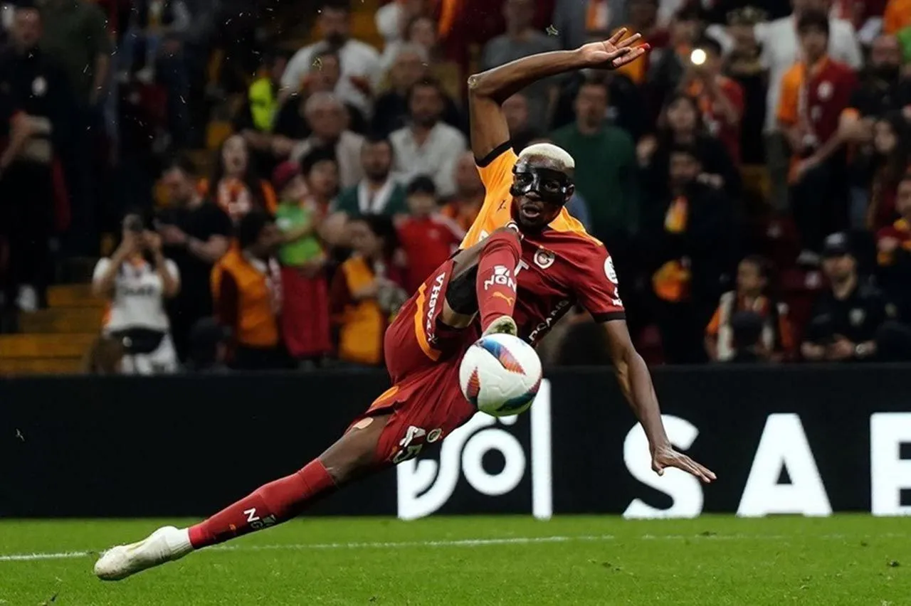 Galatasaray'dan Osimhen transferinde bir hamle daha