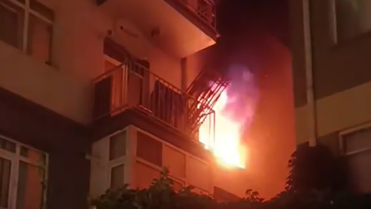 Ankara&#039;da gece yarısı korkutan yangın