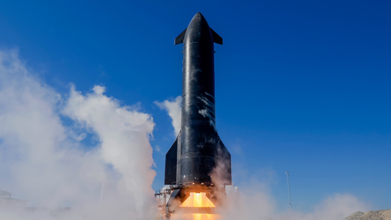 SpaceX, Starship&#039;i başarıyla fırlattı