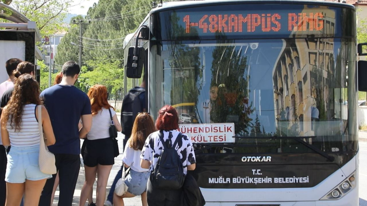 Muğla&#039;da öğrenciler, Akyaka&#039;ya 1 TL&#039;ye gidecek
