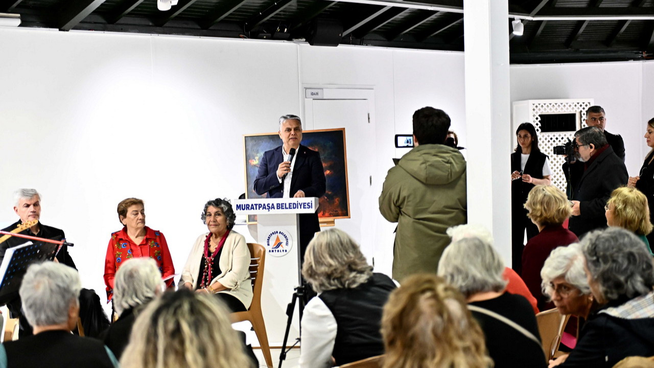 Muratpaşa Belediye Başkanı Ümit Uysal’dan yaşlı dostu kent vurgusu