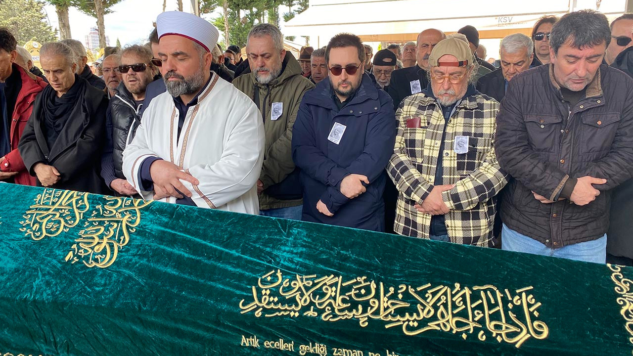 Usta sanatçı Tülay Özer'e veda! Zerrin Özer cenazeye katılamadı