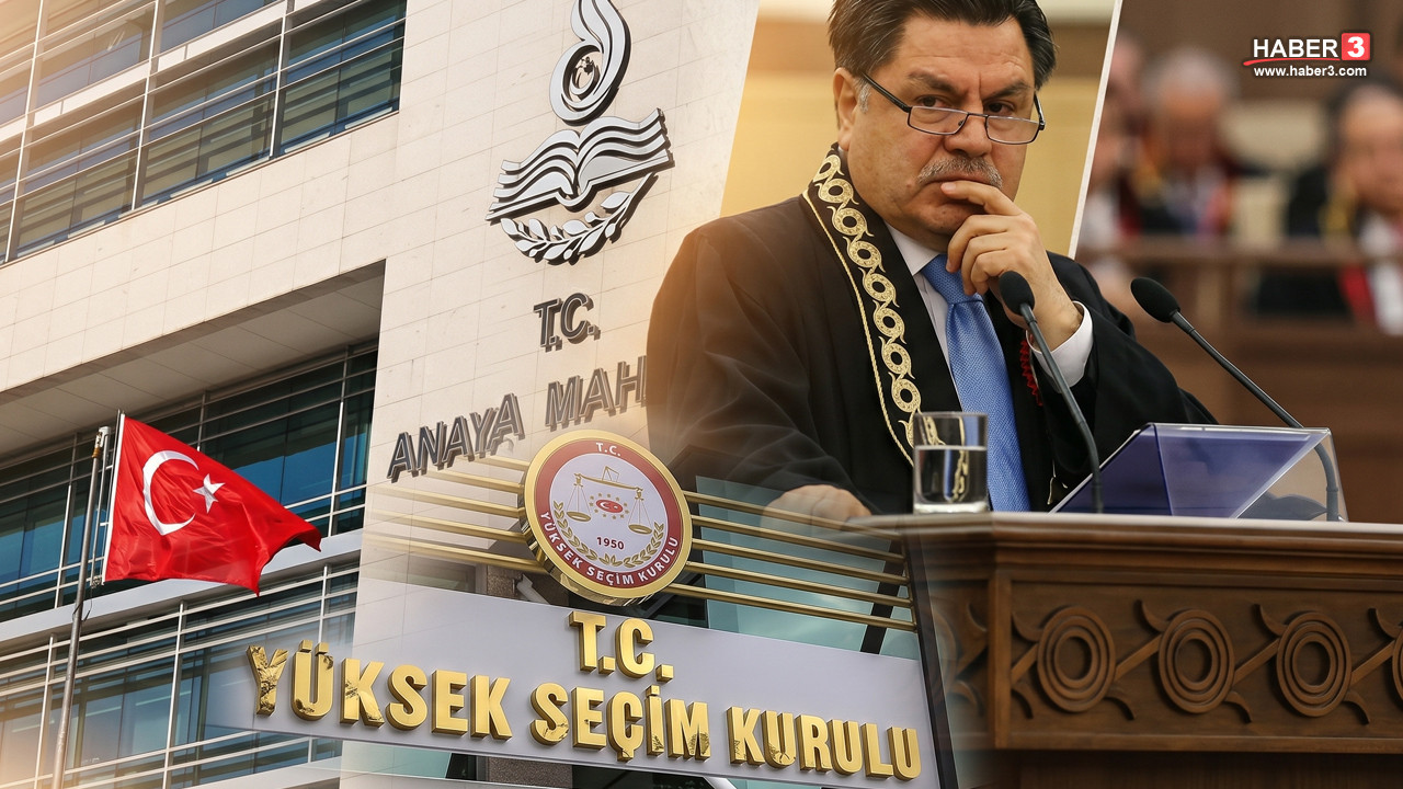 Eski Anayasa Mahkemesi Başkanı Haşim Kılıç konuşma yaparken