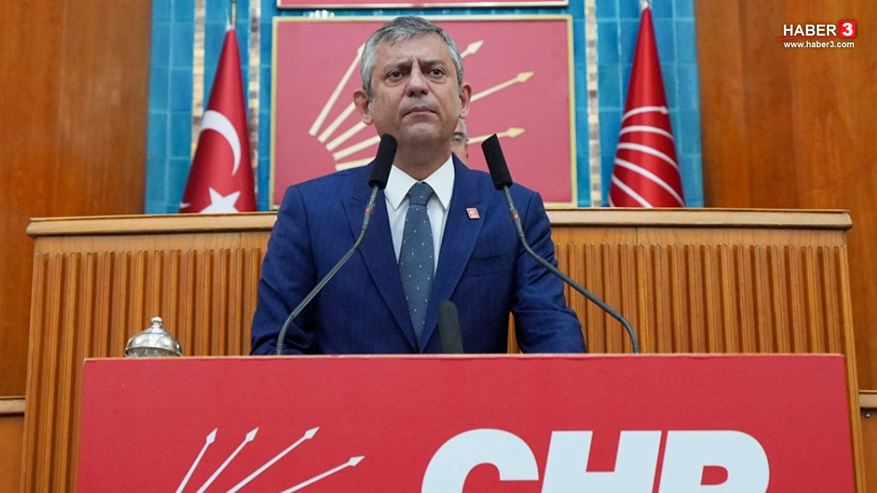 CHP Genel Başkanı Özgür Özel, TBMM'de konuşma yaparken