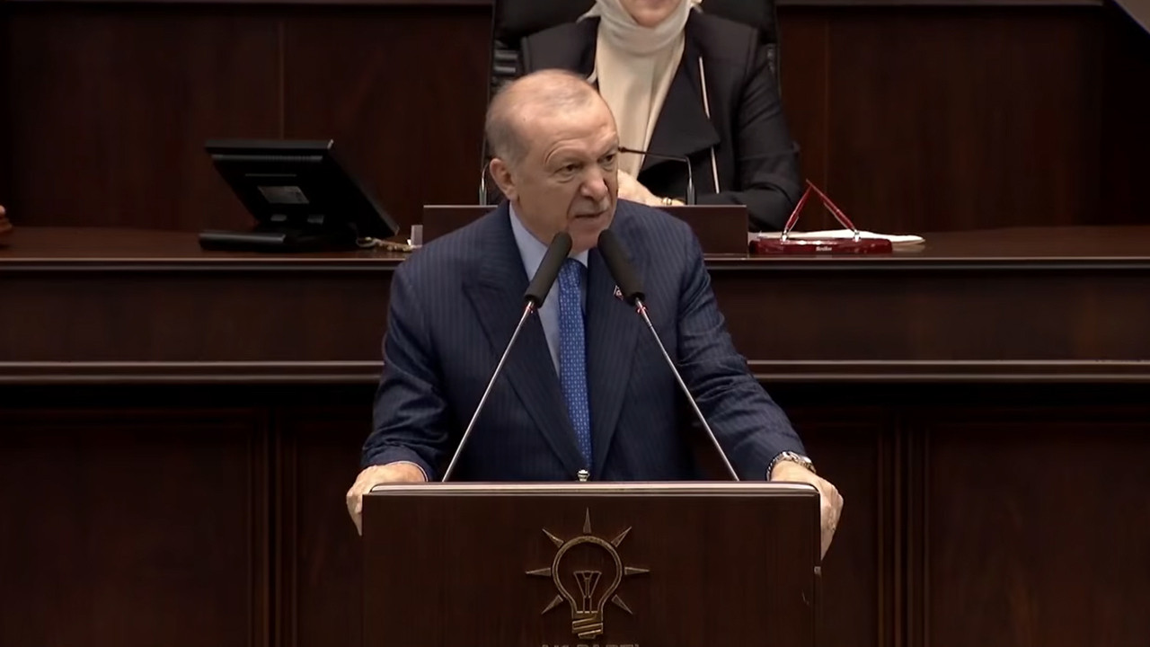Cumhurbaşkanı Recep Tayyip Erdoğan konuşma yaparken