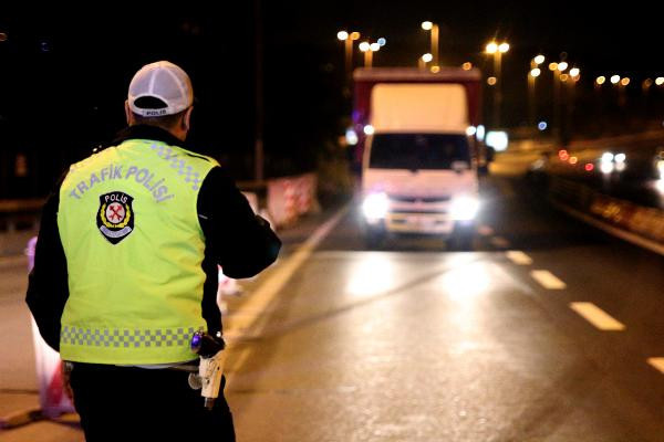 Köprüde kaçaklara ceza yağdı
