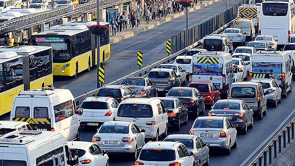Yarın başlıyor ! Trafik sigortasında kim ne kadar ödeyecek ? 