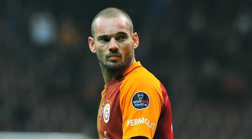 Sneijder'den ayrılık açıklaması !