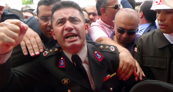 Türkiye'nin konuştuğu şehit abisinden çok sert sözler 