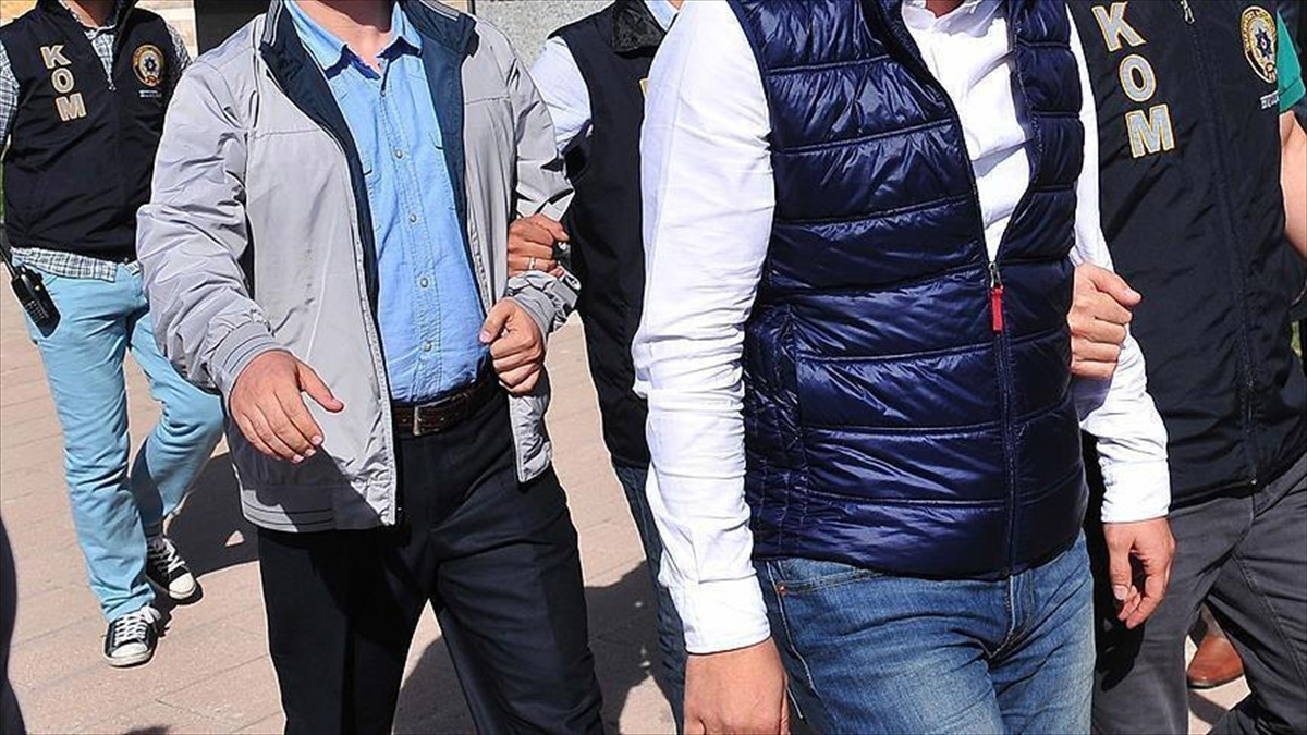 İstanbul'da referandum gözaltıları başladı 