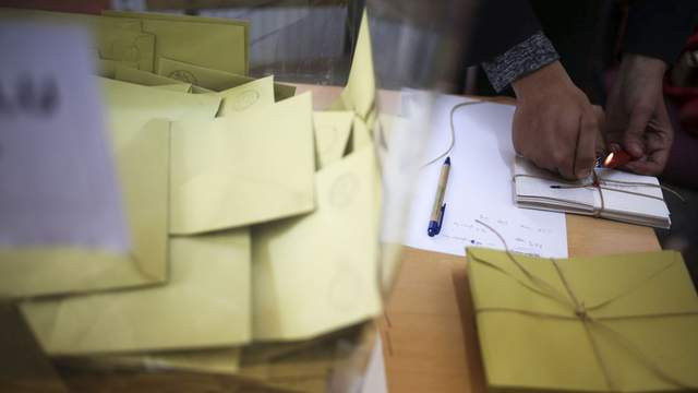 AK Parti referandum sonuçlarını analiz etti