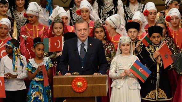 Erdoğan Nazım Hikmet'in dizeleriyle seslendi