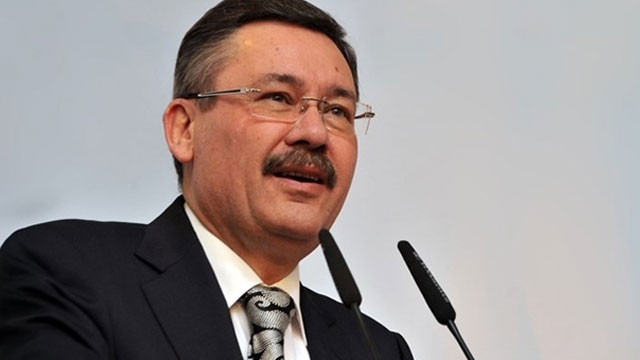 Gökçek bunu da yaptı ! 45 otobüs kaldırıyor...