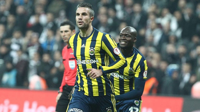 Advocaat yine ikileme düştü ! Kimi oynatacak ?